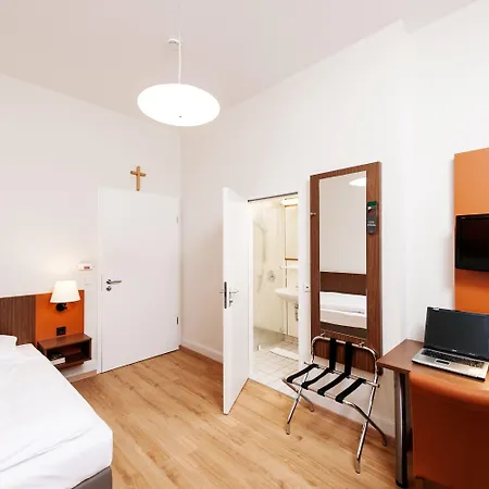 Bildungshaus St. Bernhard - Wohnen Und Tagen 2* Rastatt