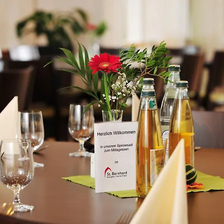 Bildungshaus St. Bernhard - Wohnen Und Tagen