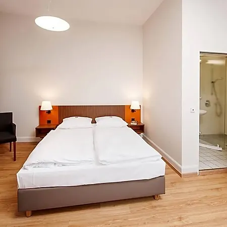 Bildungshaus St. Bernhard - Wohnen Und Tagen 2*