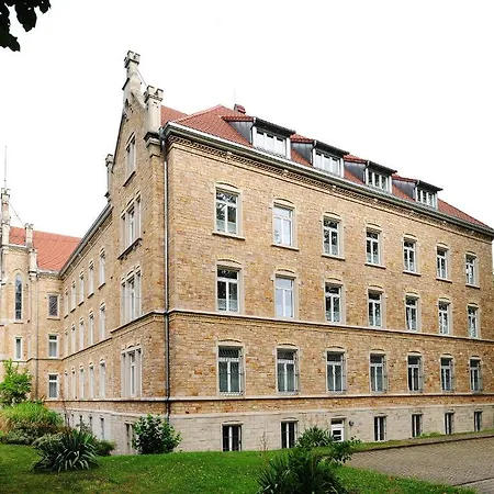 Hotel Bildungshaus St. Bernhard - Wohnen Und Tagen