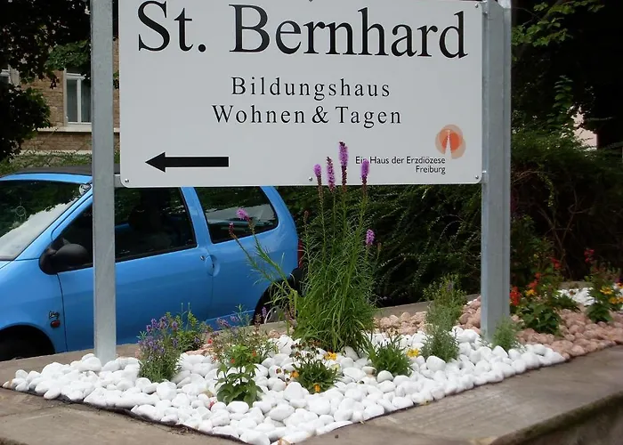 Bildungshaus St. Bernhard - Wohnen Und Tagen ホテル ラシュタット